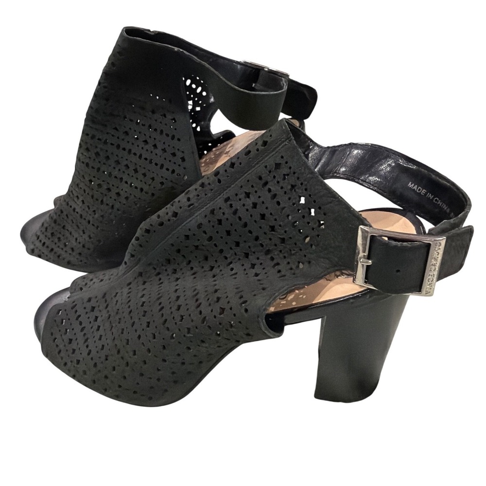 Vince Camuto Wyselda Black Perforated Leather Peep Toe Sandals Womens 8M - Picture 4 of 9
